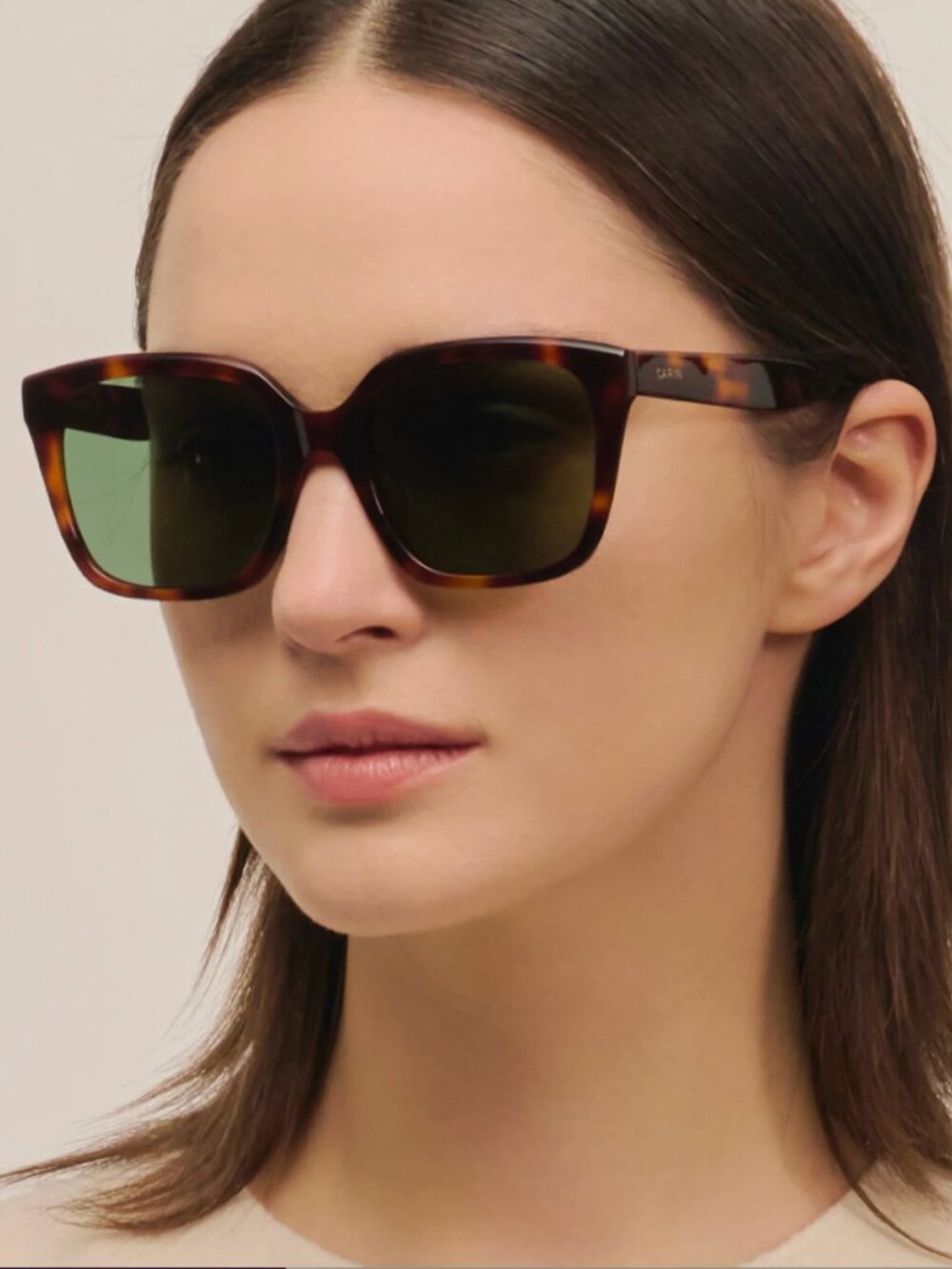 CARIN Celly C3 Oversized Tortoiseshell Sunglasses + Case - Like New